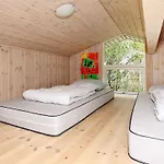 4 Star In Ålbæk