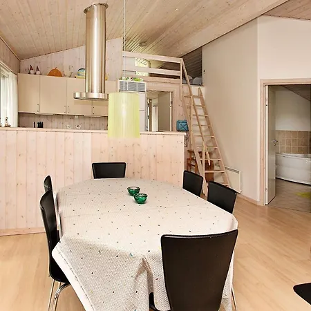 別荘 4 Star Holiday Home In Albaek Ålbæk