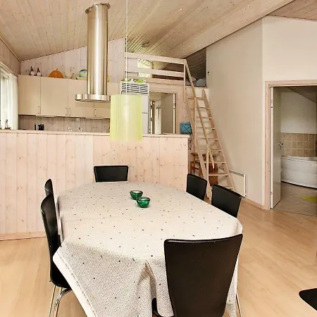 8 Person In Lb K Prázdninový dům Ålbæk